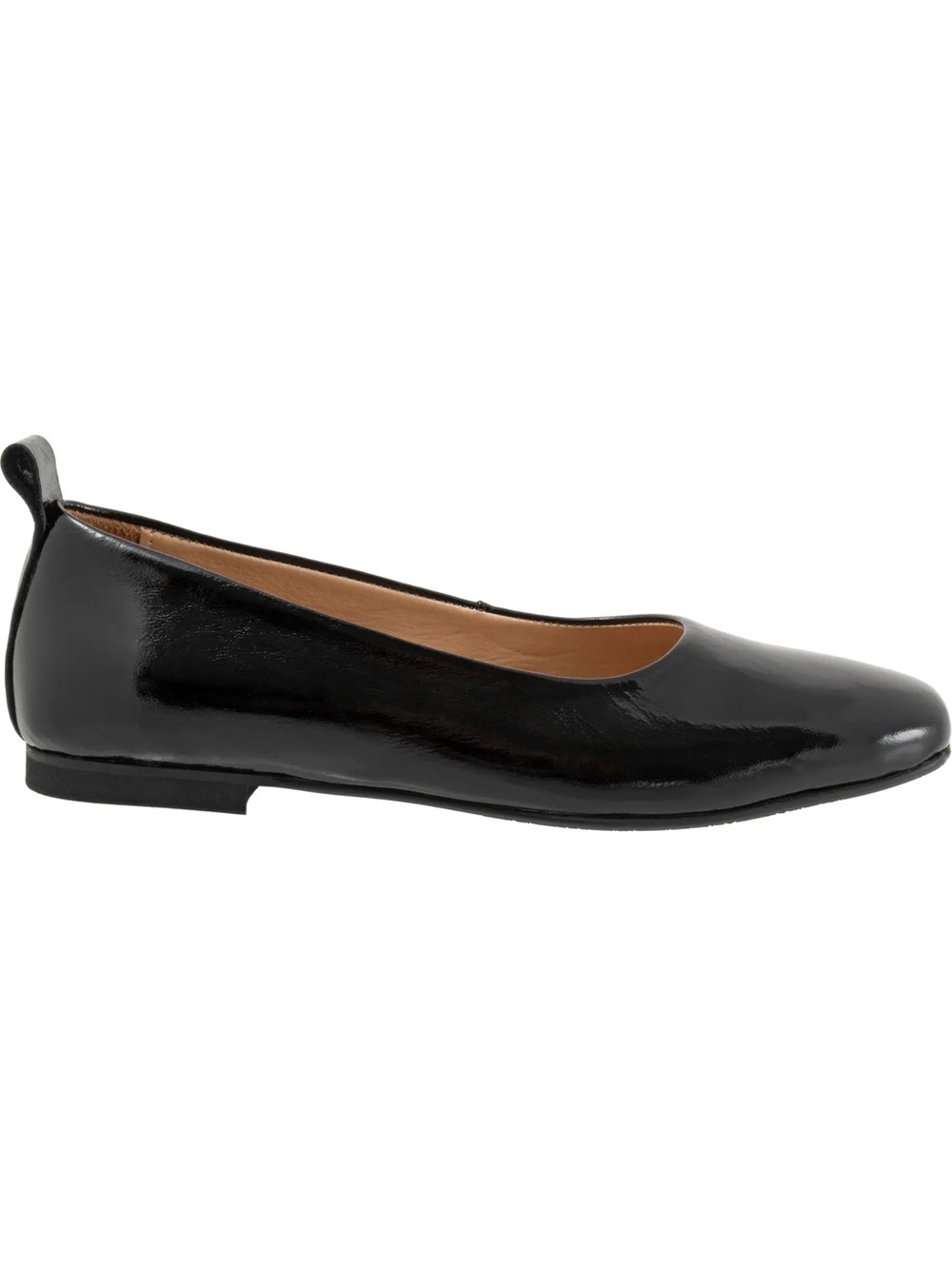 Bueno Elizabeth Flat in Black Patent Leather